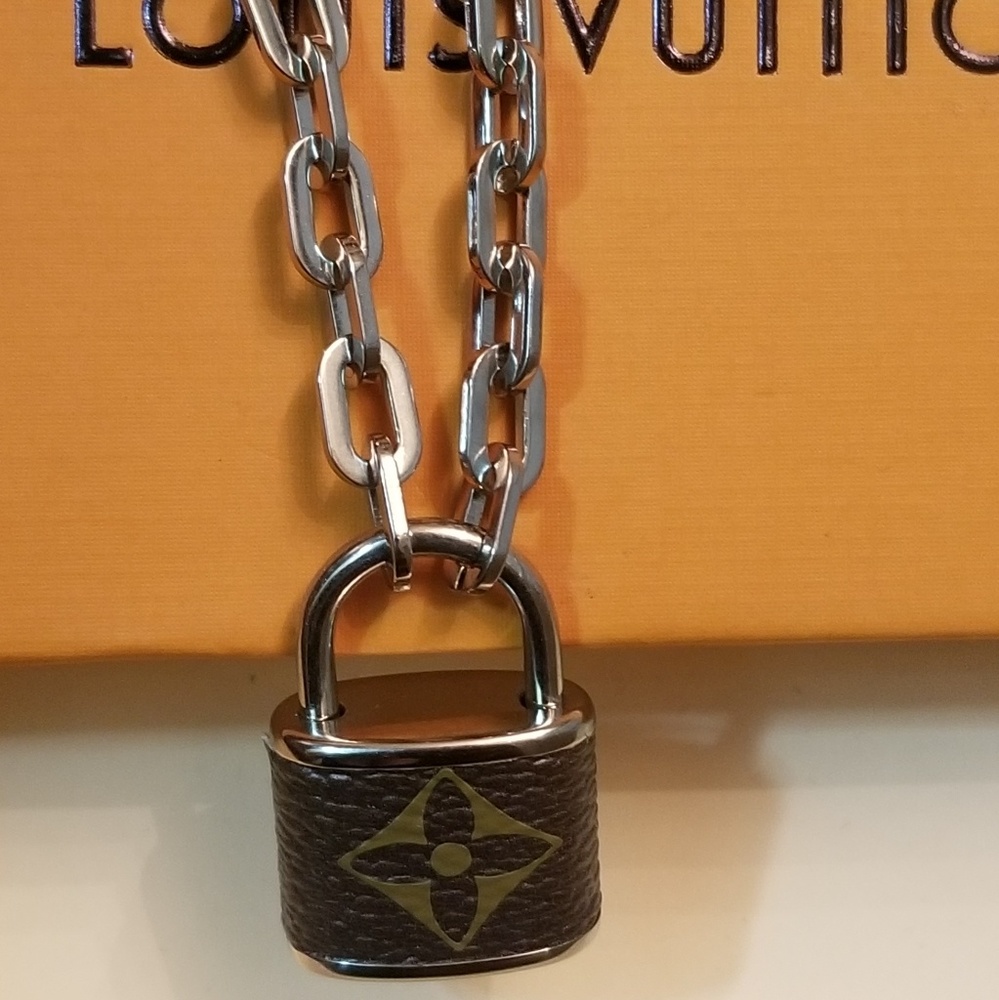 Authentic Louis Vuitton Necklace